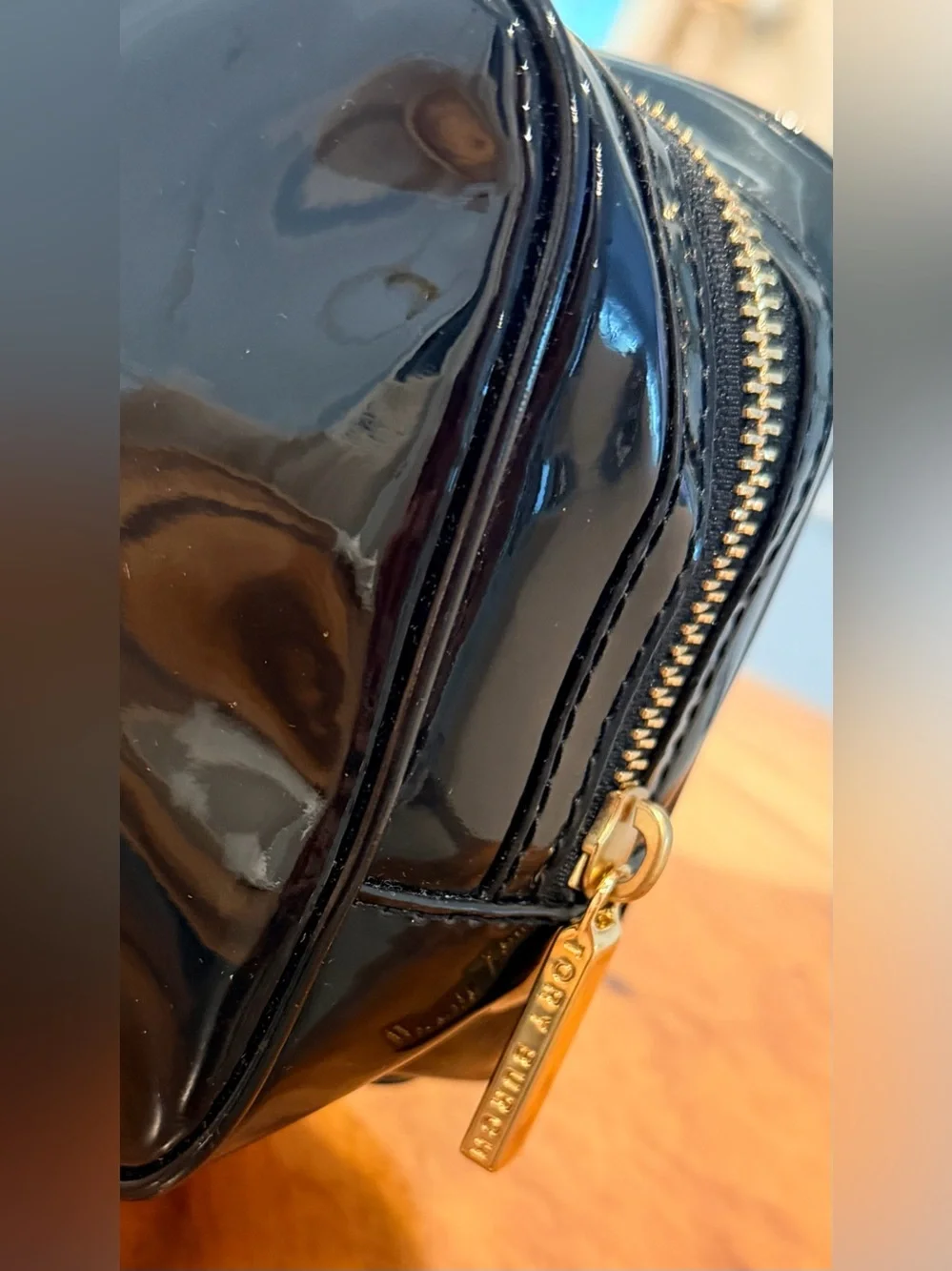 Tory Burch Black Patent Logo Cosmetic Case GUC